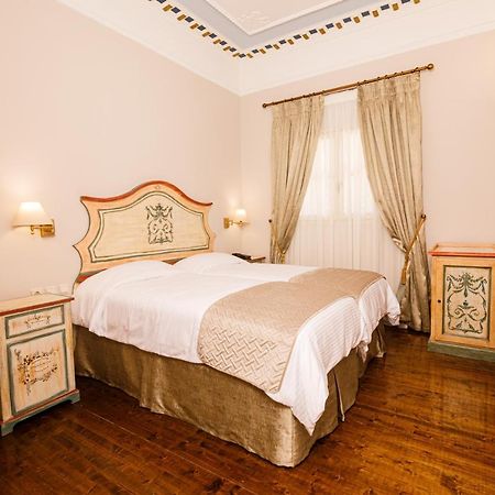 Palaiologos Luxury City Hotel Patras Extérieur photo