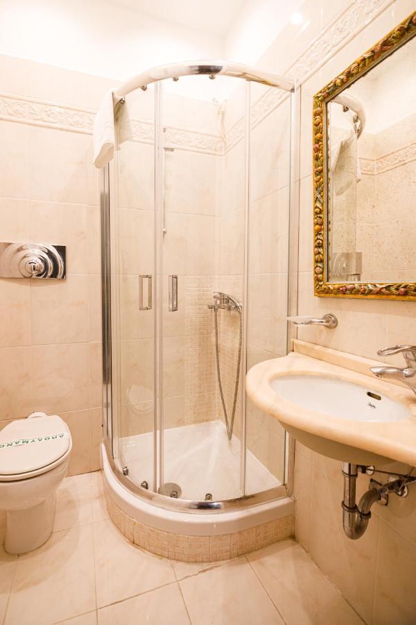Palaiologos Luxury City Hotel Patras Extérieur photo