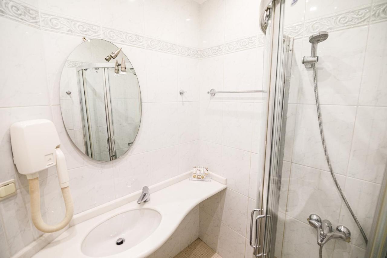 Palaiologos Luxury City Hotel Patras Extérieur photo