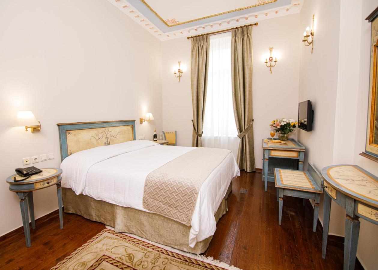 Palaiologos Luxury City Hotel Patras Extérieur photo