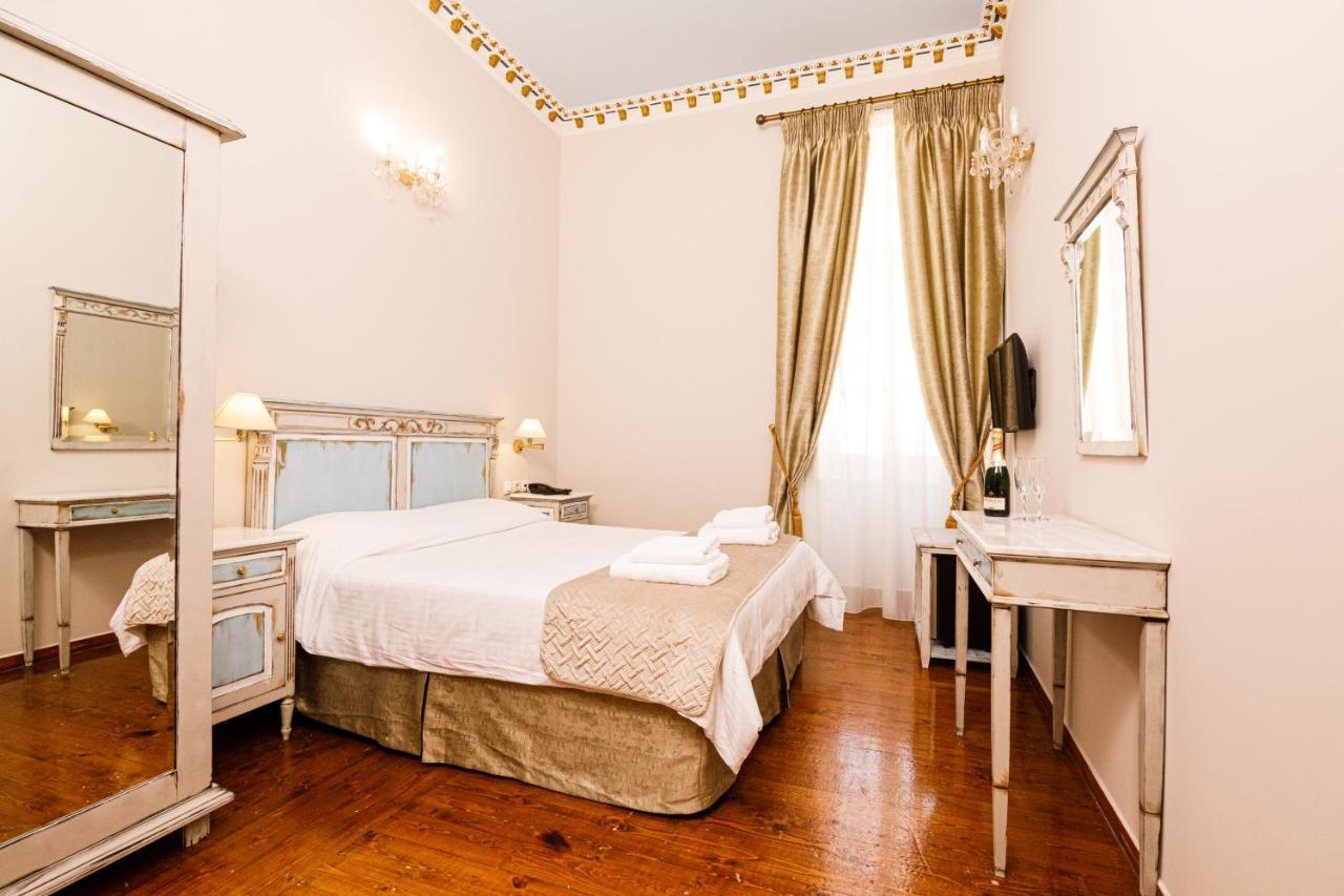 Palaiologos Luxury City Hotel Patras Extérieur photo
